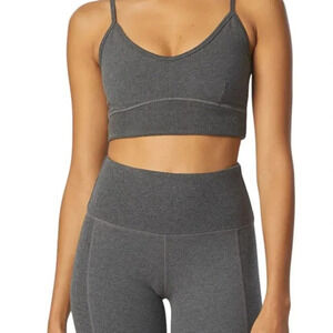 Bandier x Sincerely Jules_The Meadow Bra Medium Heather Grey